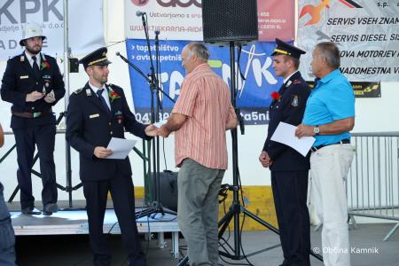 Slovesnost ob odprtju prizidka in prevzemu večnamenskega gasilskega vozila PGD Gozd (21)